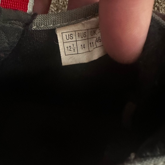 Mens Climbing Shoes - Black and Red - Picture 4 of 5